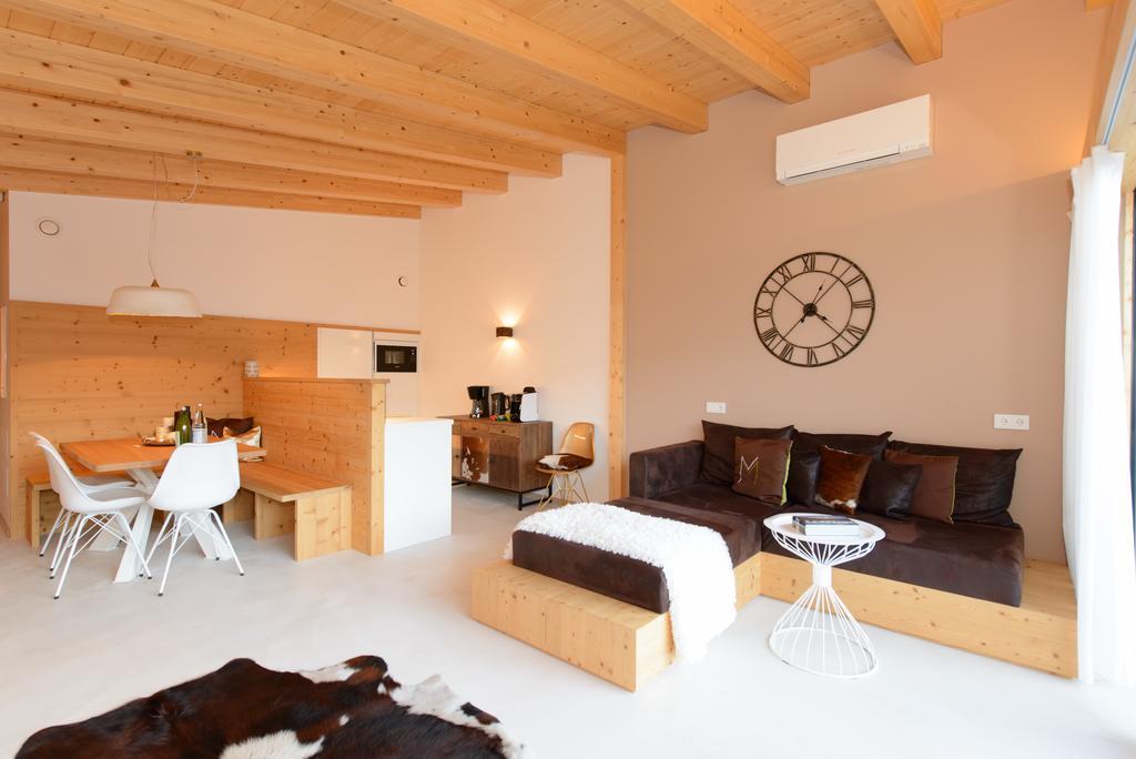Moar Lodge Postal / Burgstall Екстер'єр фото